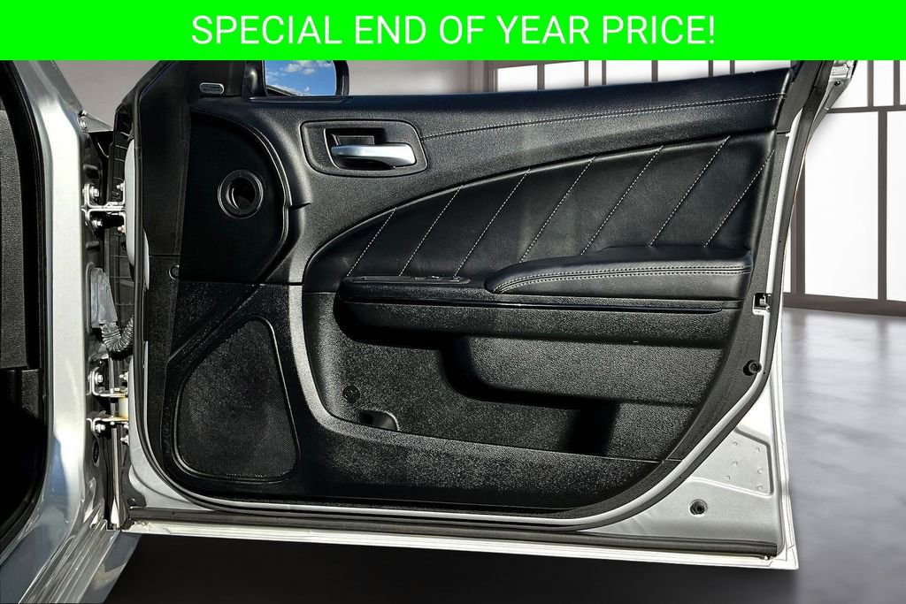 Used 2022 Dodge Charger Scat Pack w/ Daytona Edition Group image 27