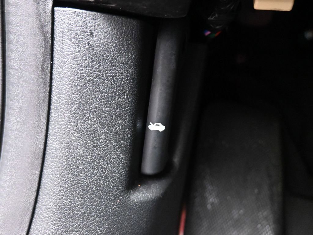Used 2023 Genesis G70 2.0T w/ Sport Prestige Package AWD/4WD image 28