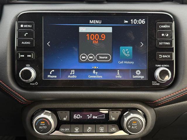 New 2025 Nissan Versa SR w/ Trunk Package FWD image 27