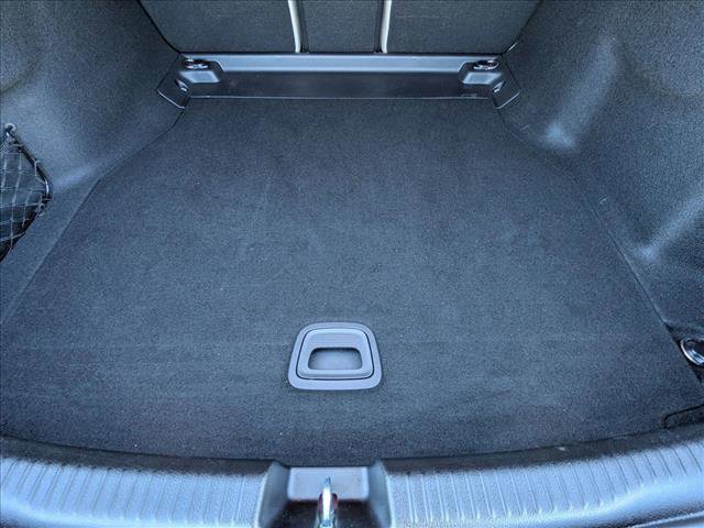 Used 2024 Mercedes-Benz C 300 Sedan image 6