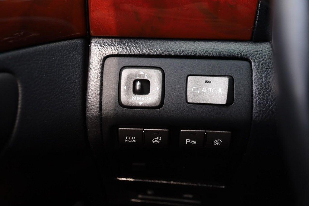 Used 2012 Lexus LS 460 w/ Comfort Pkg RWD image 23