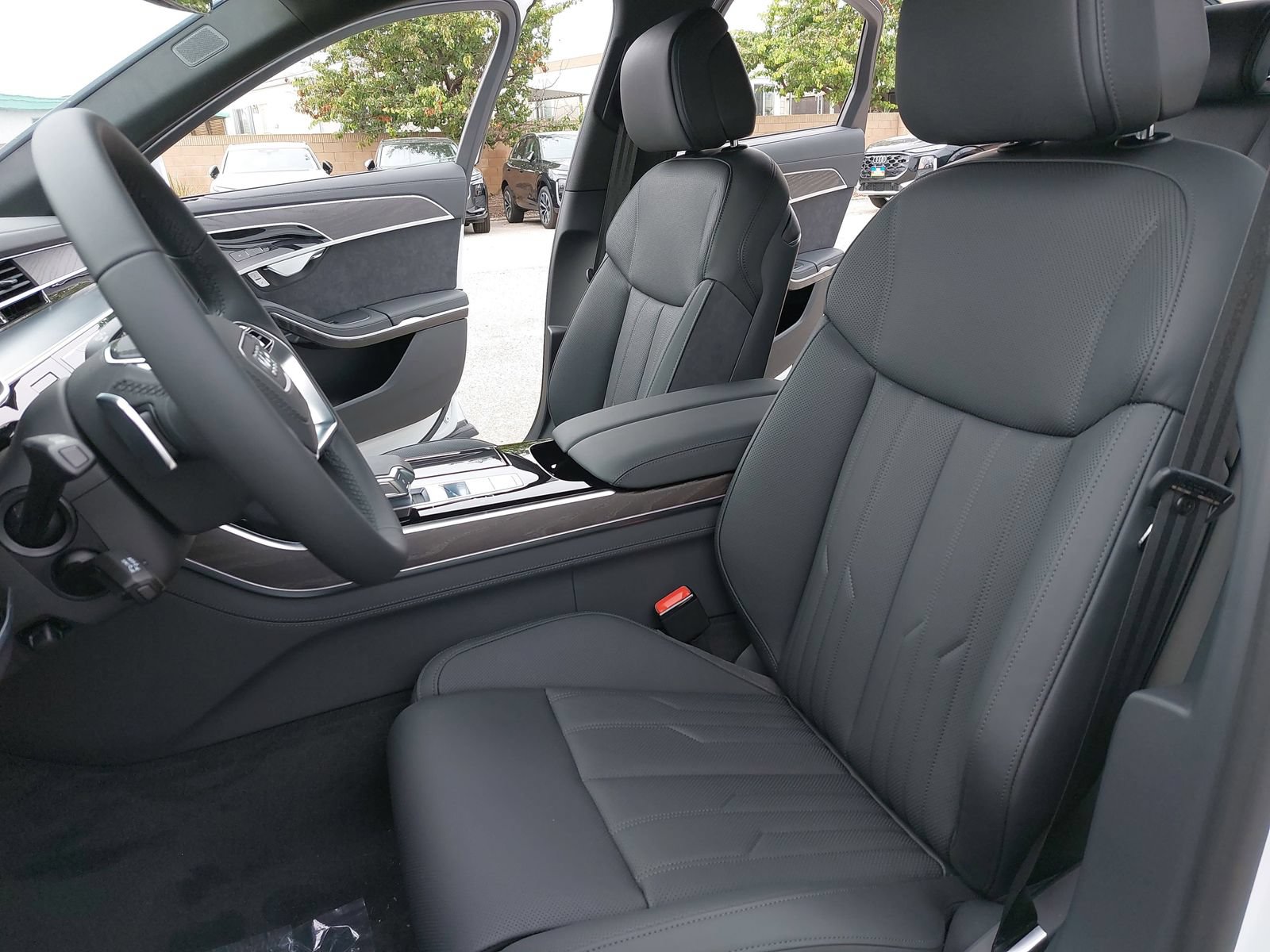 New 2026 Audi A8 L 3.0T AWD/4WD image 17