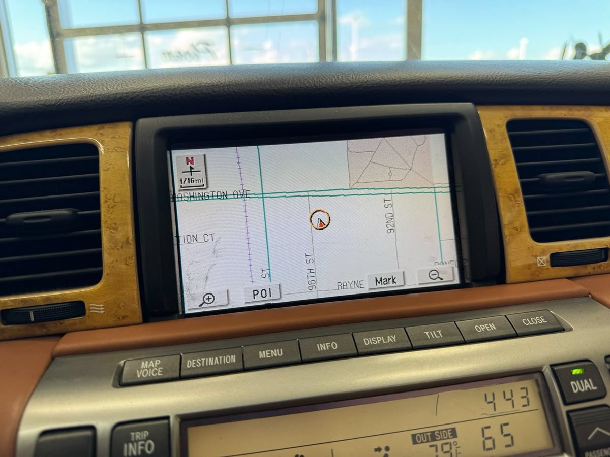 Used 2004 Lexus SC 430 Convertible RWD image 25