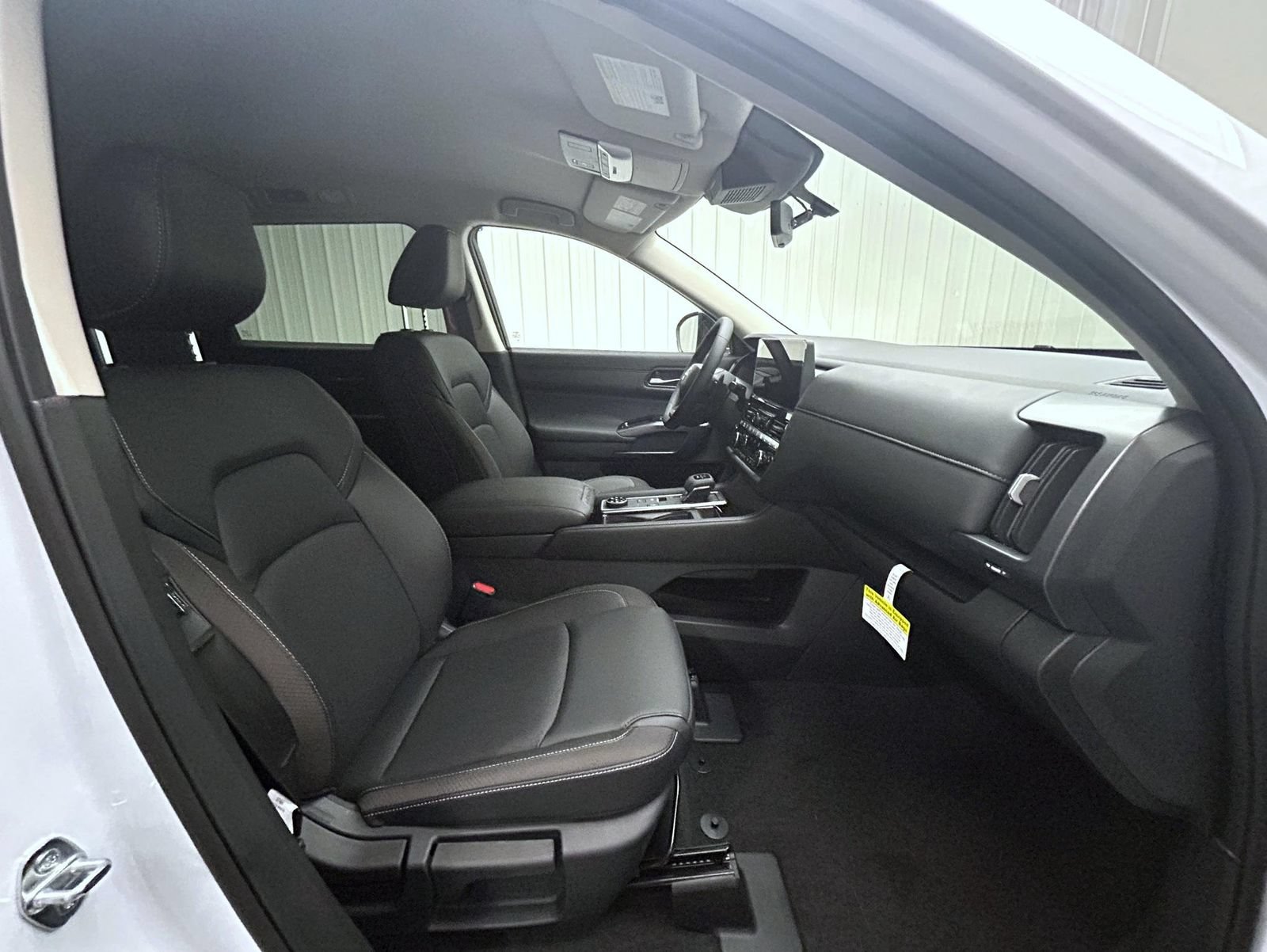 New 2026 Nissan Pathfinder SL AWD/4WD image 15
