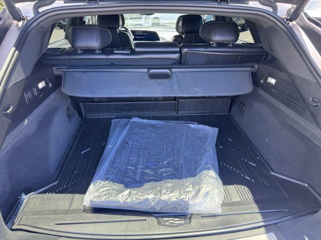 Certified 2025 Cadillac Lyriq Luxury w/ LPO, Floor Liner Package AWD/4WD image 14
