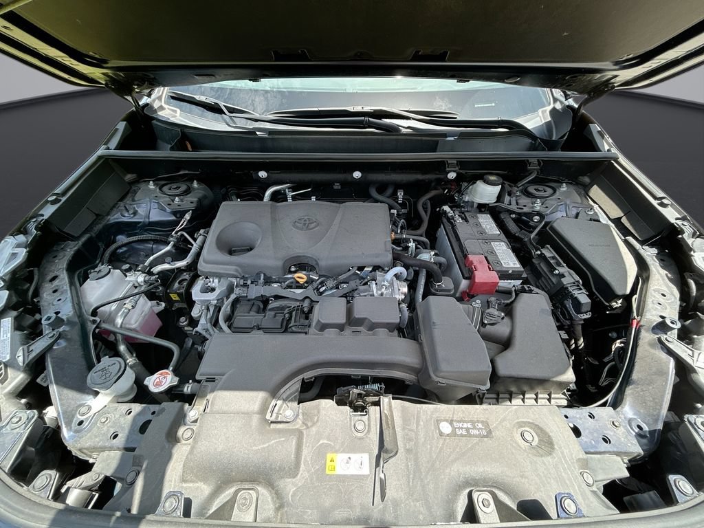 Used 2025 Toyota RAV4 XLE Premium FWD image 26