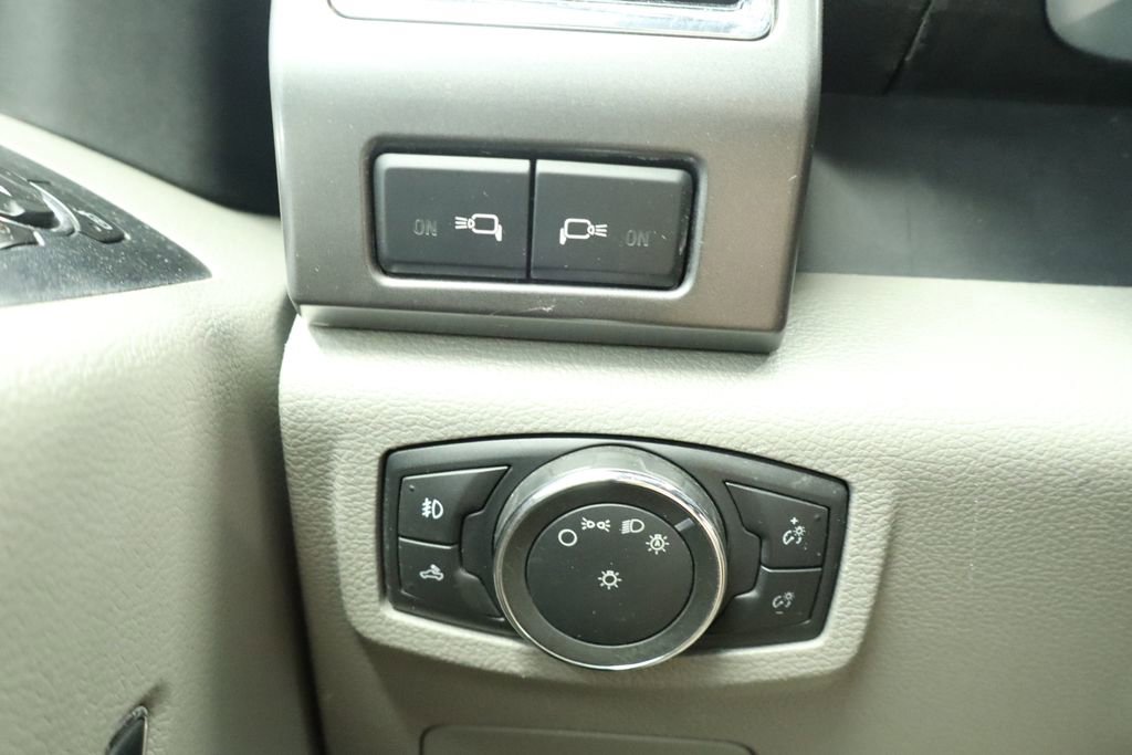 Used 2016 Ford F150 XLT w/ Heavy-Duty Payload Package image 33