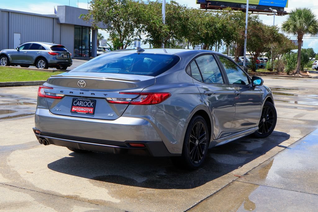 Used 2026 Toyota Camry SE FWD image 3