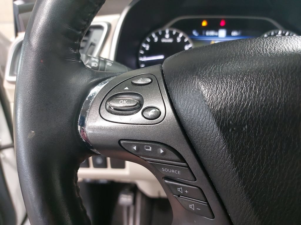 Used 2020 Nissan Murano Platinum w/ Cargo Package AWD/4WD image 17