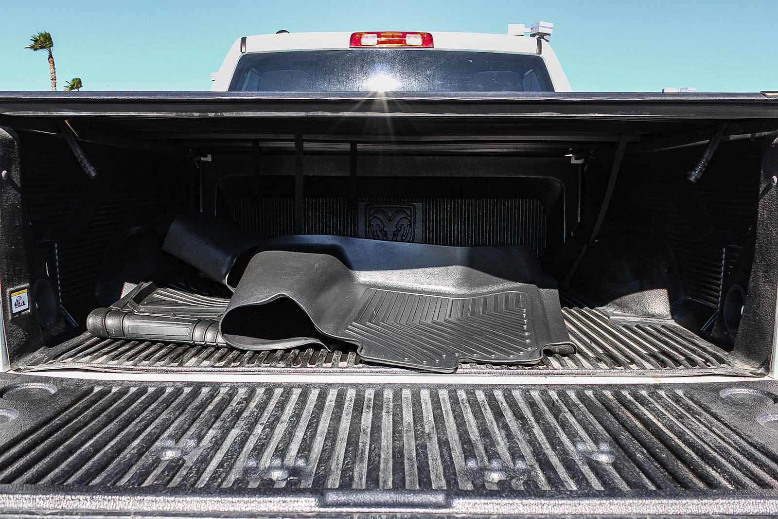 Used 2021 RAM 1500 Classic SLT image 25