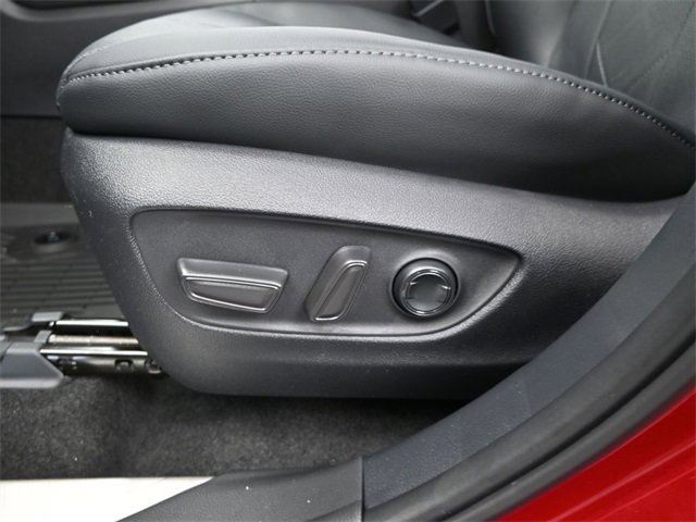 New 2026 Toyota Highlander Platinum image 10