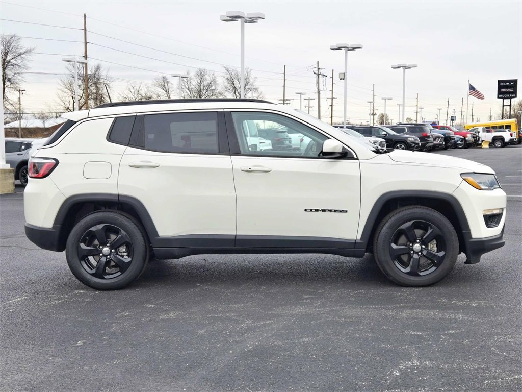Used 2018 Jeep Compass Latitude w/ Popular Equipment Group image 2