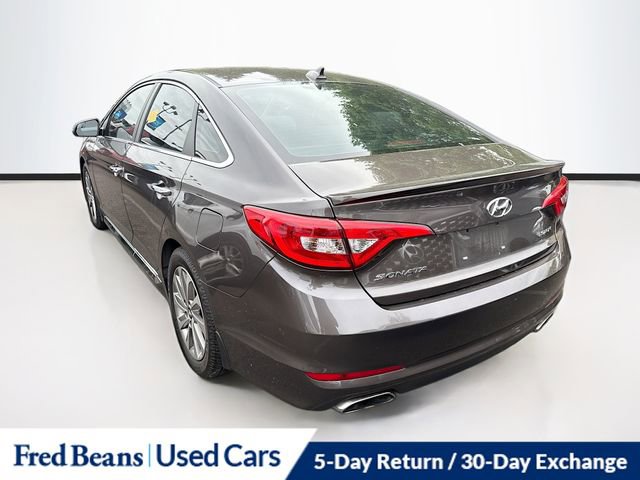 Used 2016 Hyundai Sonata Sport w/ Option Group 1V FWD image 4