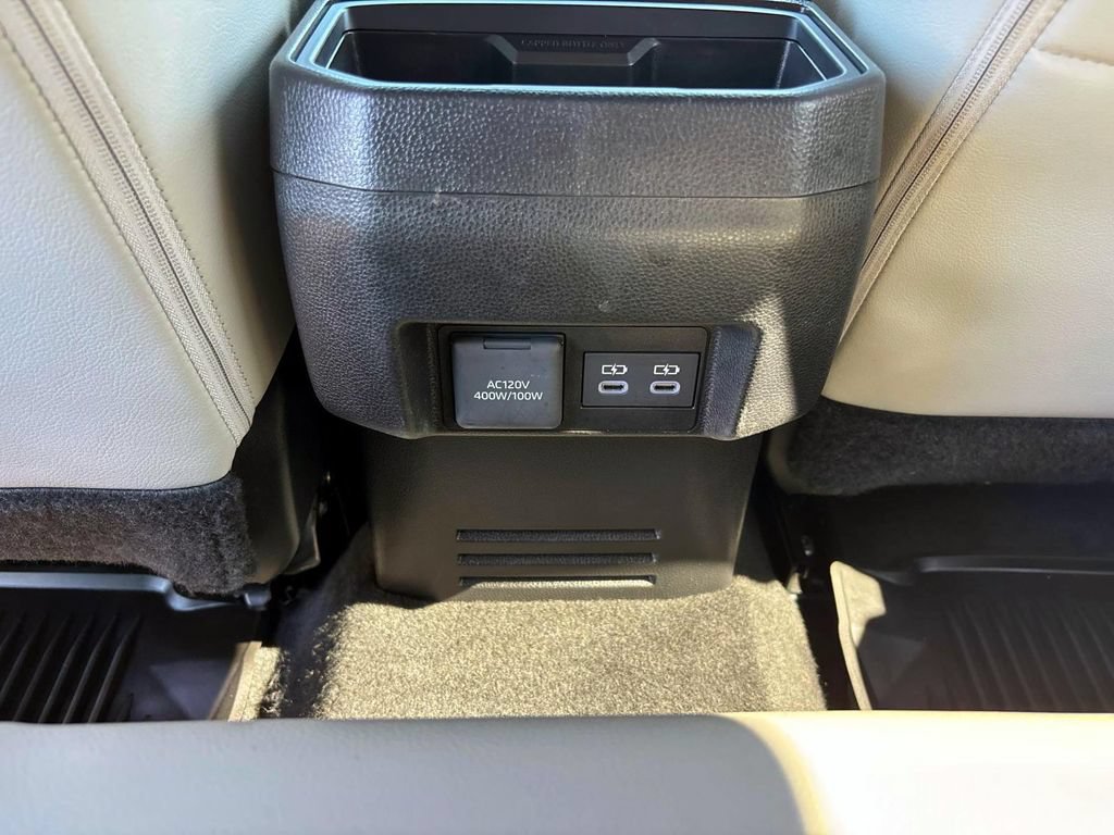 Used 2025 Toyota Tacoma Limited AWD/4WD image 17