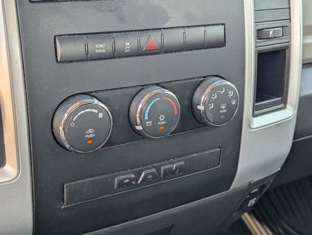 Used 2011 RAM 1500 Classic SLT image 26