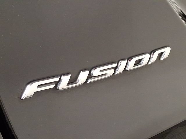 Used 2018 Ford Fusion SE w/ Fusion SE Technology Package FWD image 31
