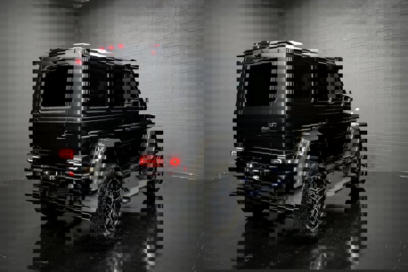 Used 2018 Mercedes-Benz G 550 Squared image 30