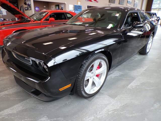 Used 2008 Dodge Challenger SRT8 image 1