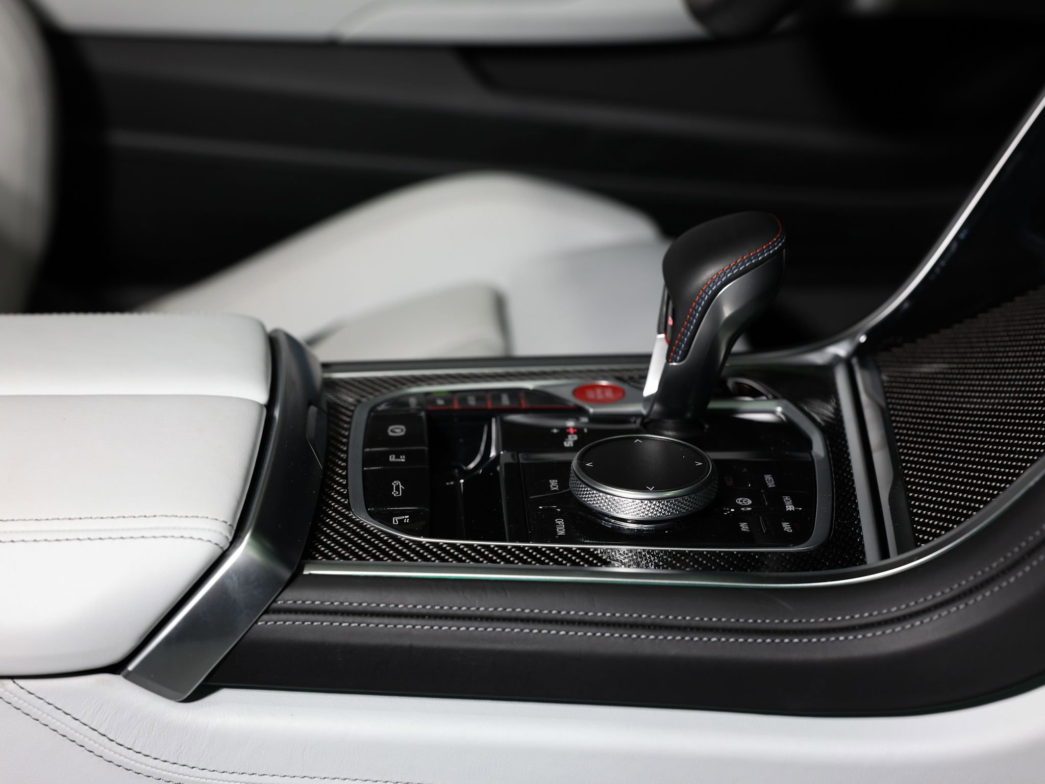 Used 2025 BMW M8 Competition image 20