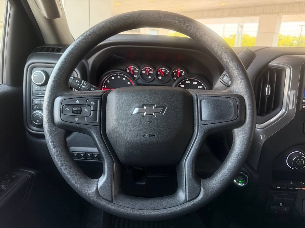 New 2026 Chevrolet Silverado 2500 Custom w/ Custom Value Package AWD/4WD image 15