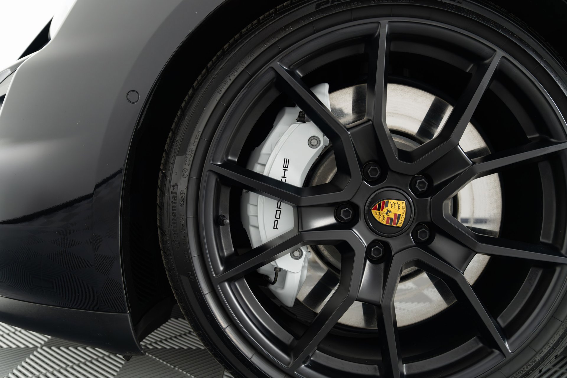 Used 2024 Porsche Taycan GTS AWD/4WD image 47