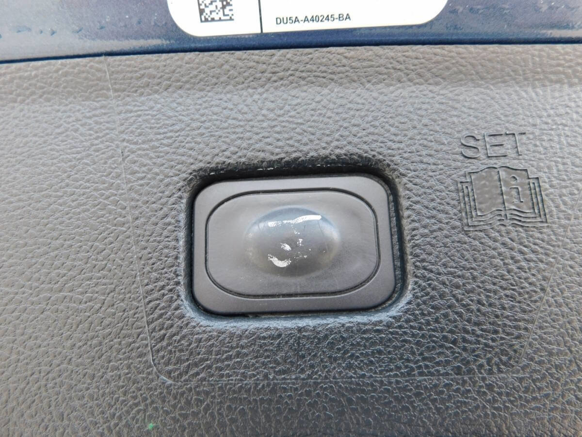 Used 2018 Ford Edge Titanium w/ Equipment Group 302A image 6