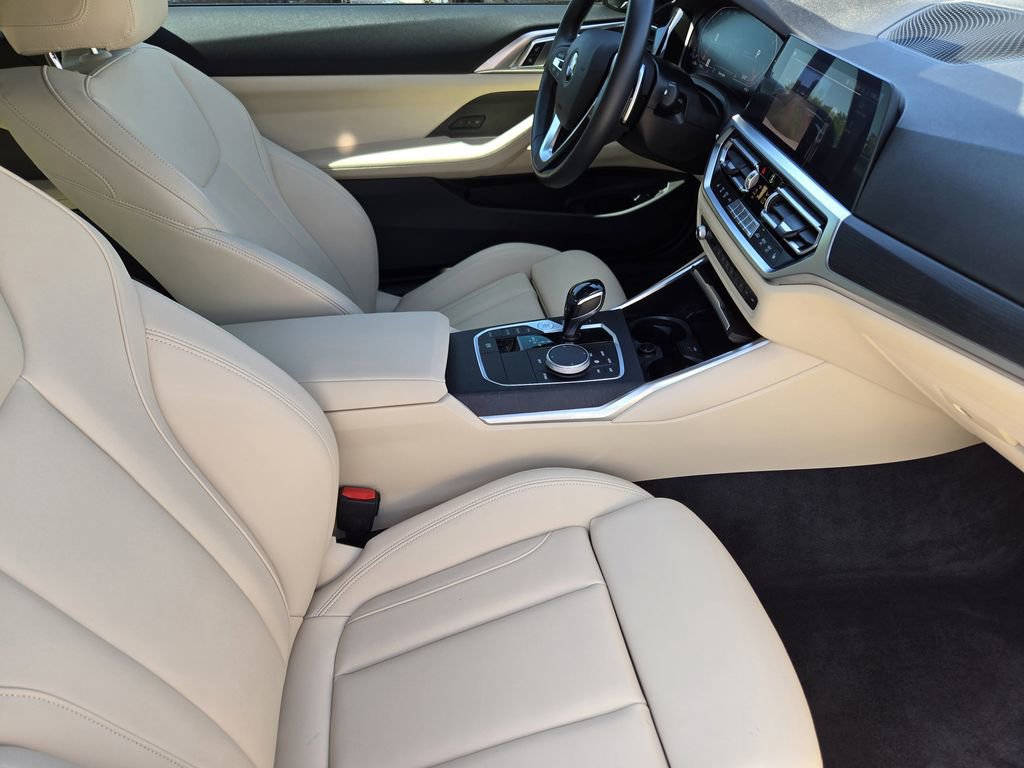 Used 2021 BMW 430i Coupe w/ Convenience Package image 17