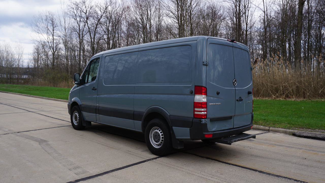 Used 2016 Mercedes-Benz Sprinter 2500 image 3