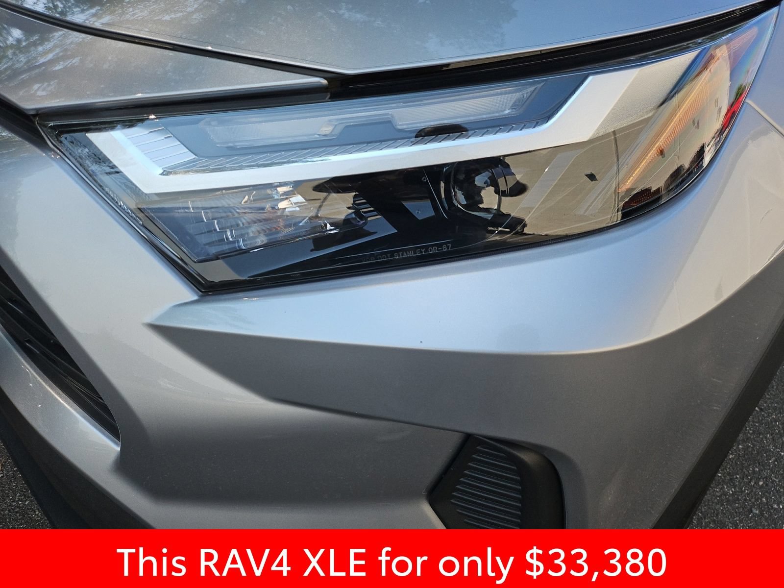 Used 2023 Toyota RAV4 XLE AWD/4WD image 13