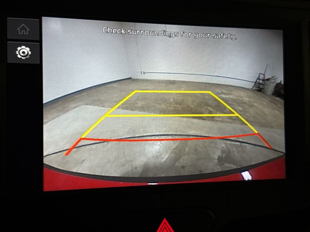 Used 2023 Kia Soul LX FWD image 15