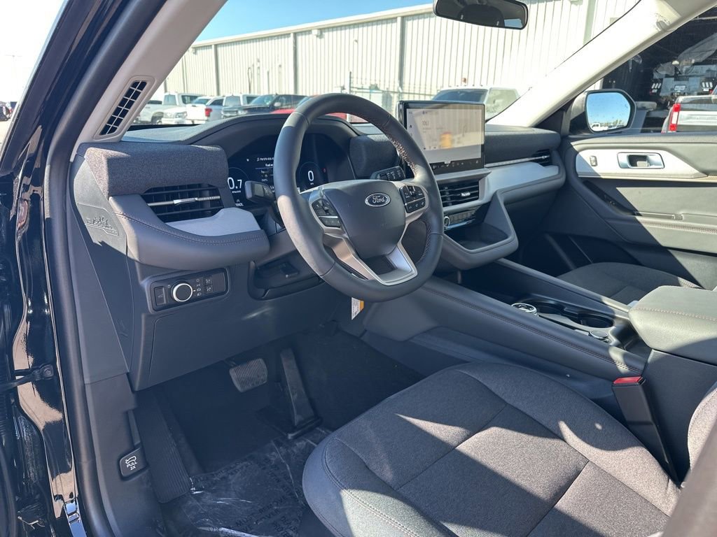 New 2026 Ford Explorer Active image 12
