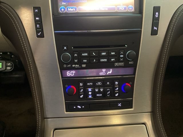 Used 2013 Cadillac Escalade ESV Platinum AWD/4WD image 23