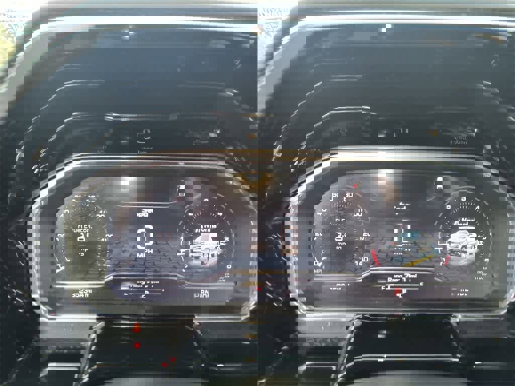 Used 2024 GMC Sierra 1500 SLE image 15