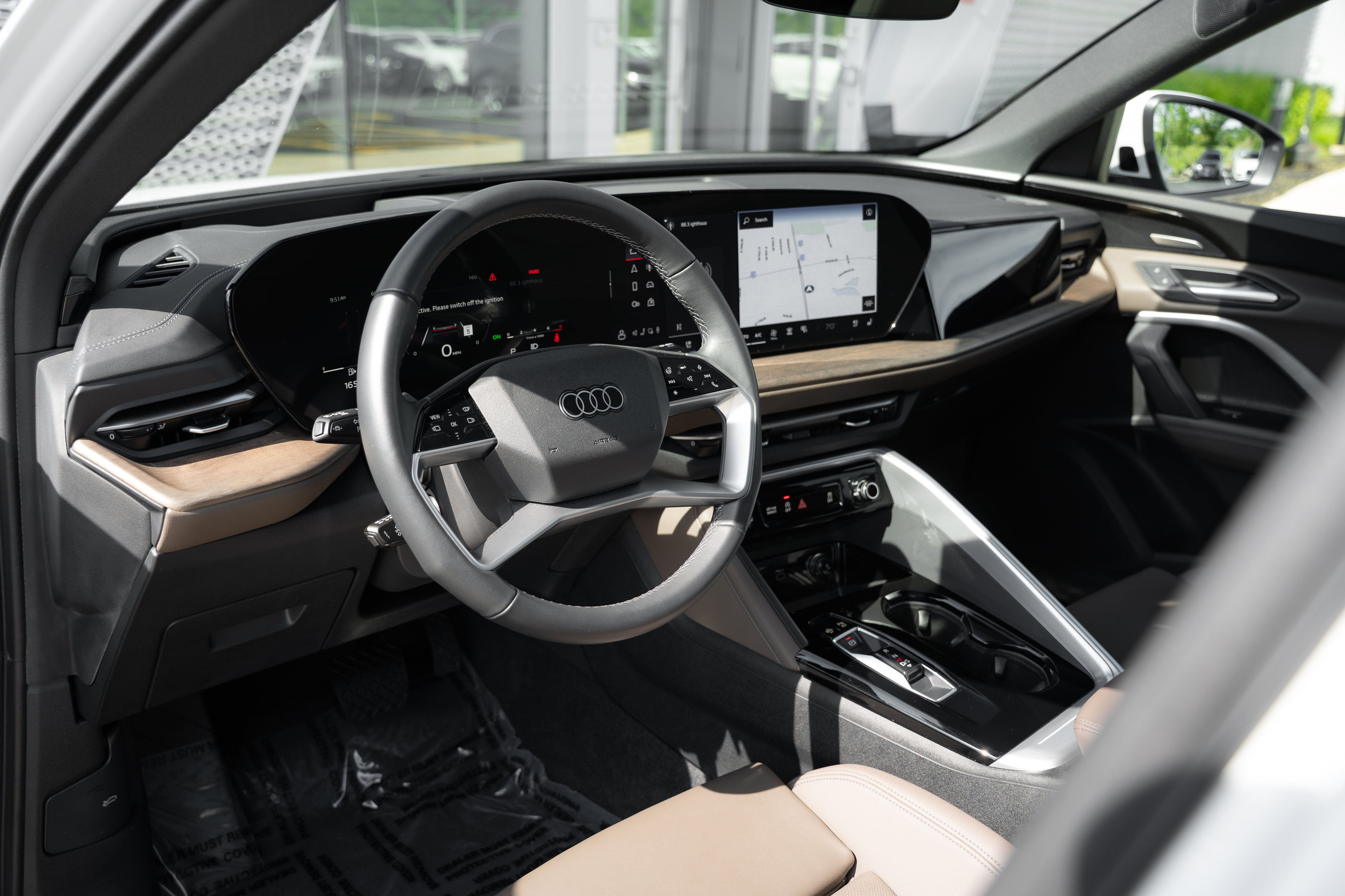 Certified 2025 Audi Q5 Premium w/ Premium Plus AWD/4WD image 10