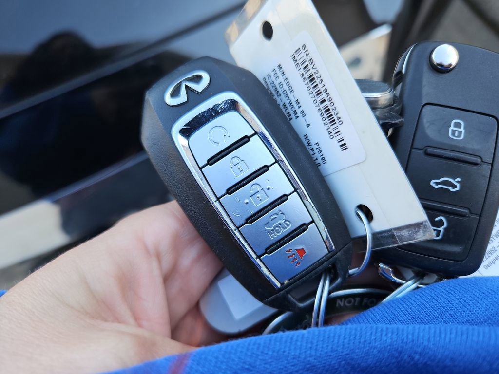 Used 2022 INFINITI Q50 Luxe w/ Cargo Package image 37