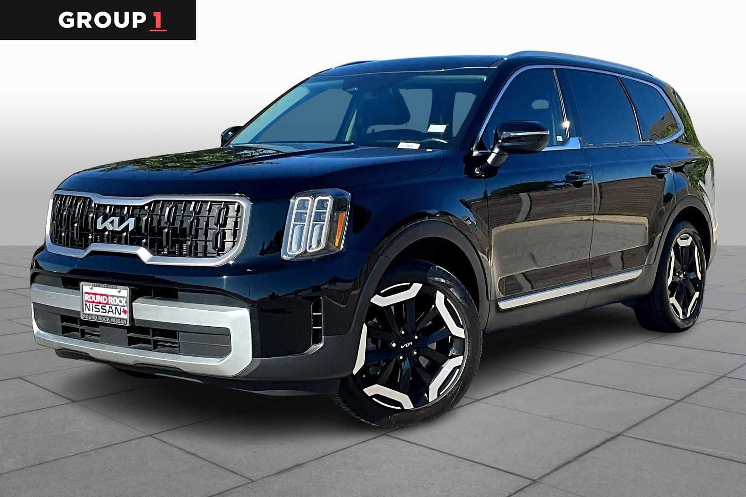 Used 2024 Kia Telluride EX w/ EX Captain's Chair Package