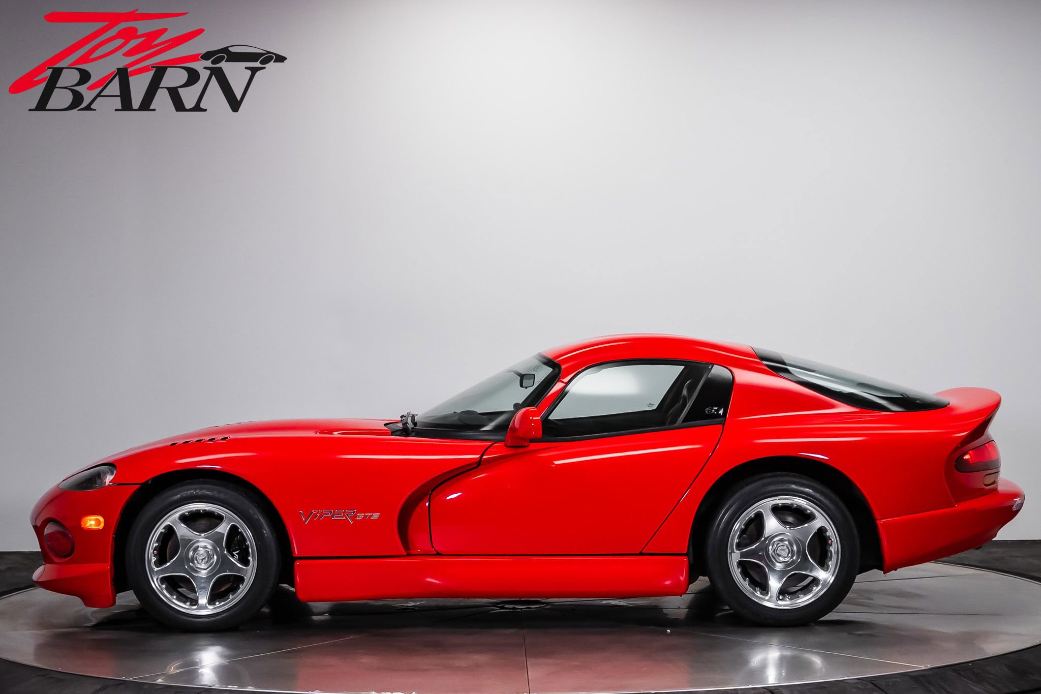 Used 1998 Dodge Viper GTS RWD image 2