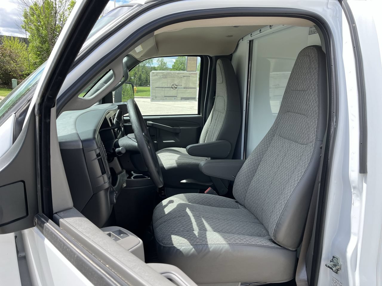 New 2026 GMC Savana 3500 Extended w/ Power Convenience Package RWD image 8