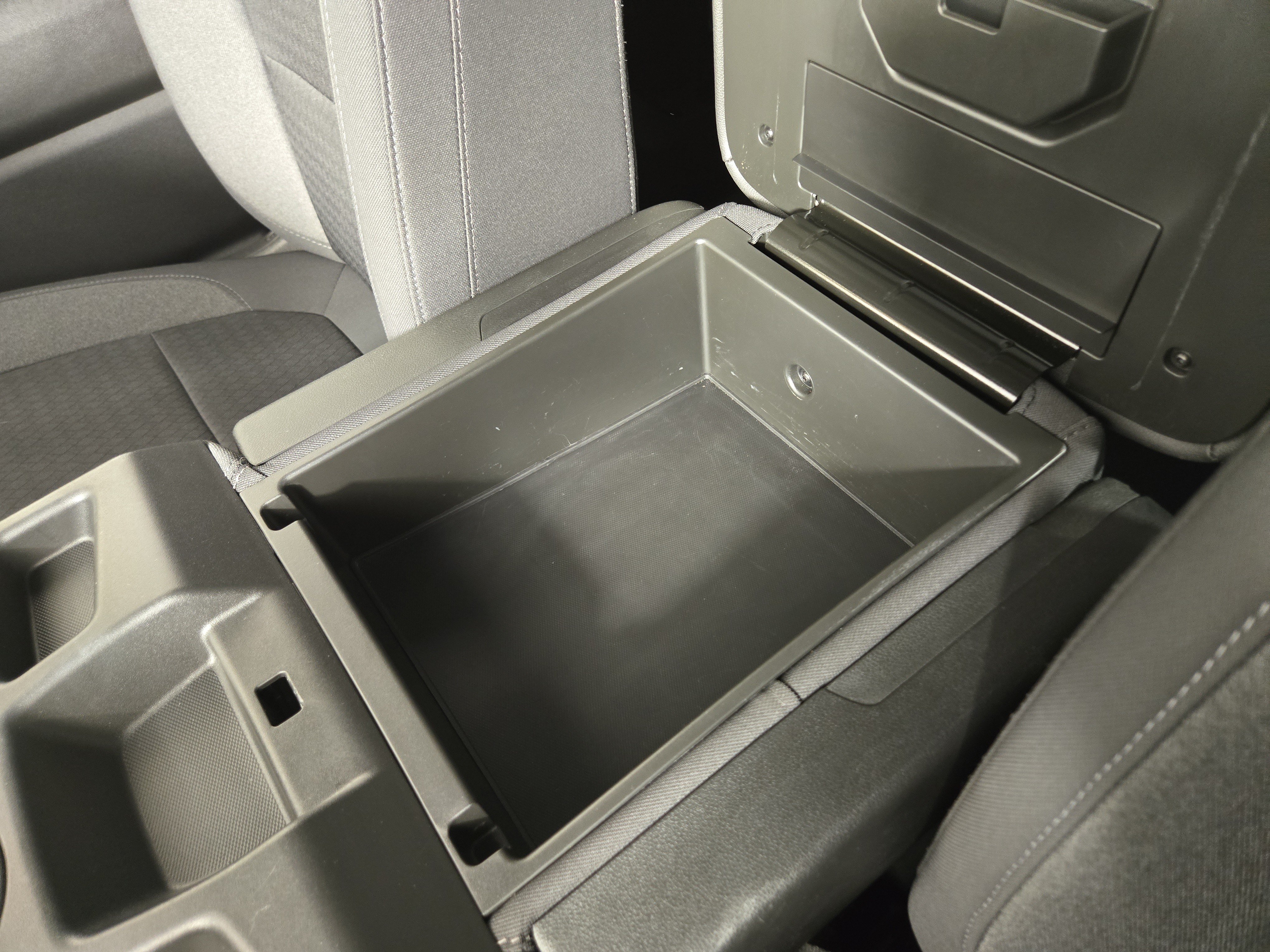 Certified 2022 Chevrolet Silverado 1500 Custom w/ Safety Confidence Package AWD/4WD image 28