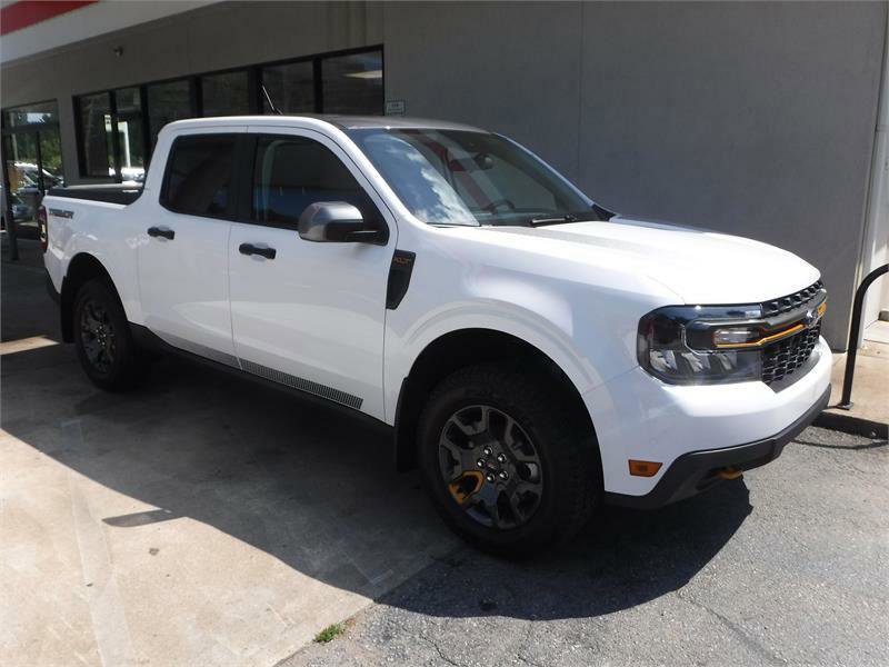 Used 2023 Ford Maverick Tremor image 1