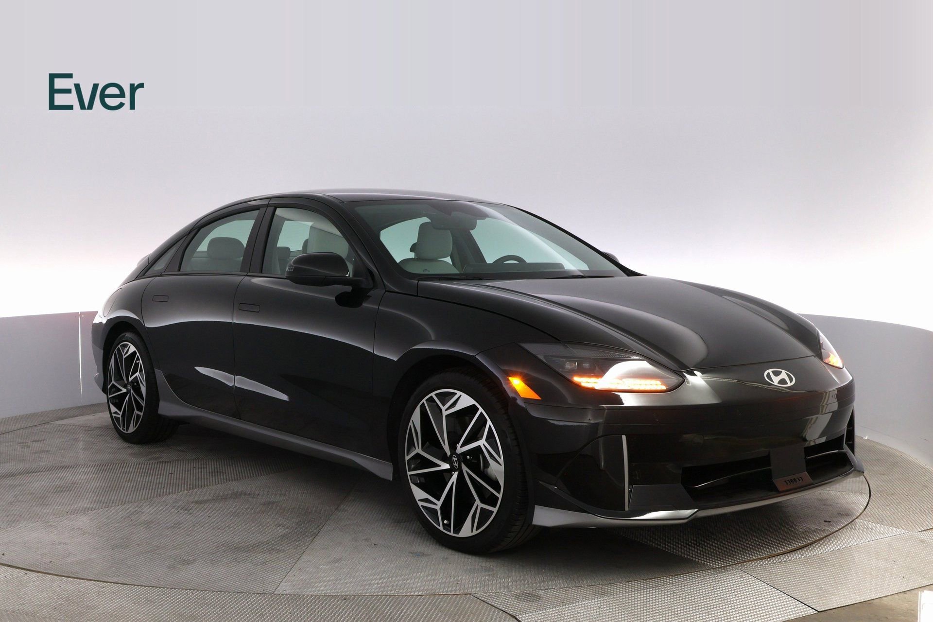 Used 2024 Hyundai Ioniq 6 SEL image 4