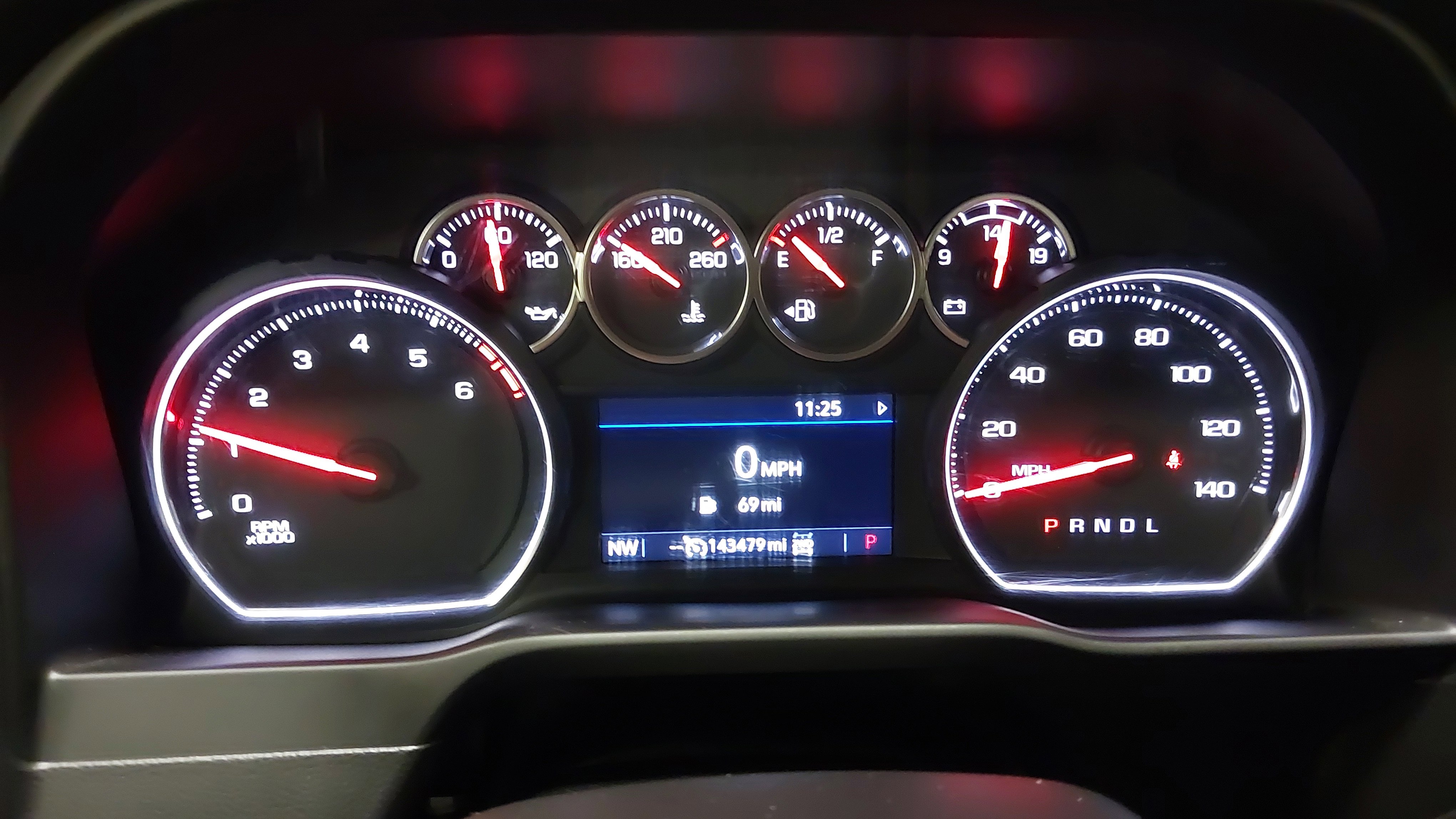 Used 2021 Chevrolet Silverado 2500 LT w/ Snow Plow Prep/Camper Package image 18