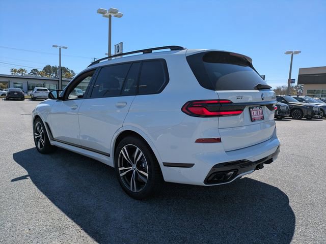 New 2026 BMW X7 M60i image 7