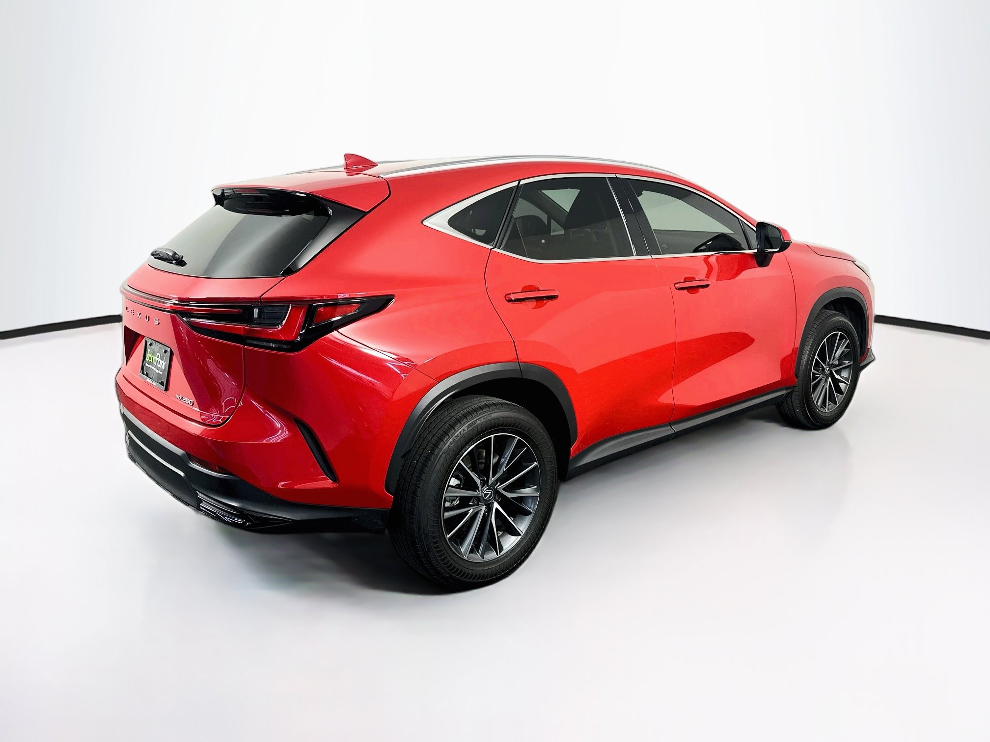 Used 2025 Lexus NX 250 FWD w/ Cold Area Package image 9