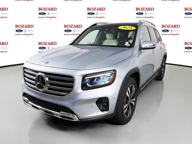 Used 2025 Mercedes-Benz GLB 250 image 4