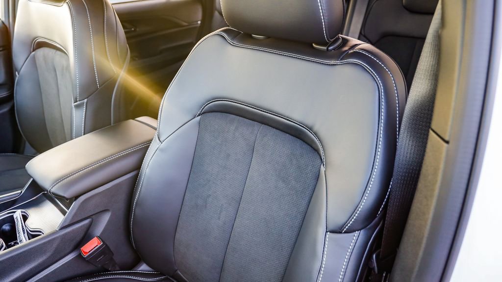 New 2025 Jeep Grand Cherokee Altitude image 26