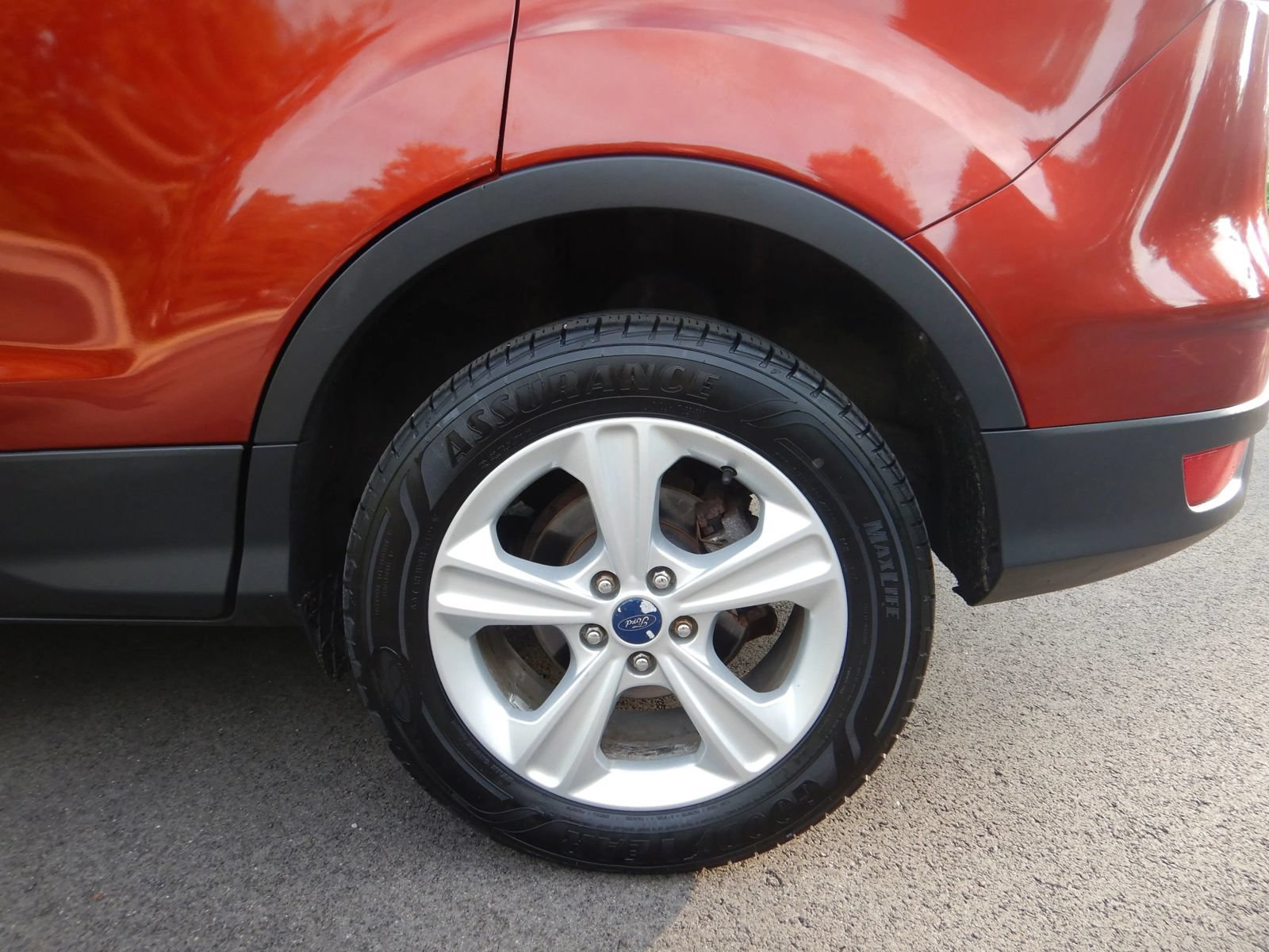 Used 2016 Ford Escape SE w/ Equipment Group 201A AWD/4WD image 29