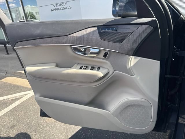 Used 2023 Volvo XC90 B6 Ultimate w/ Lounge Package AWD/4WD image 5
