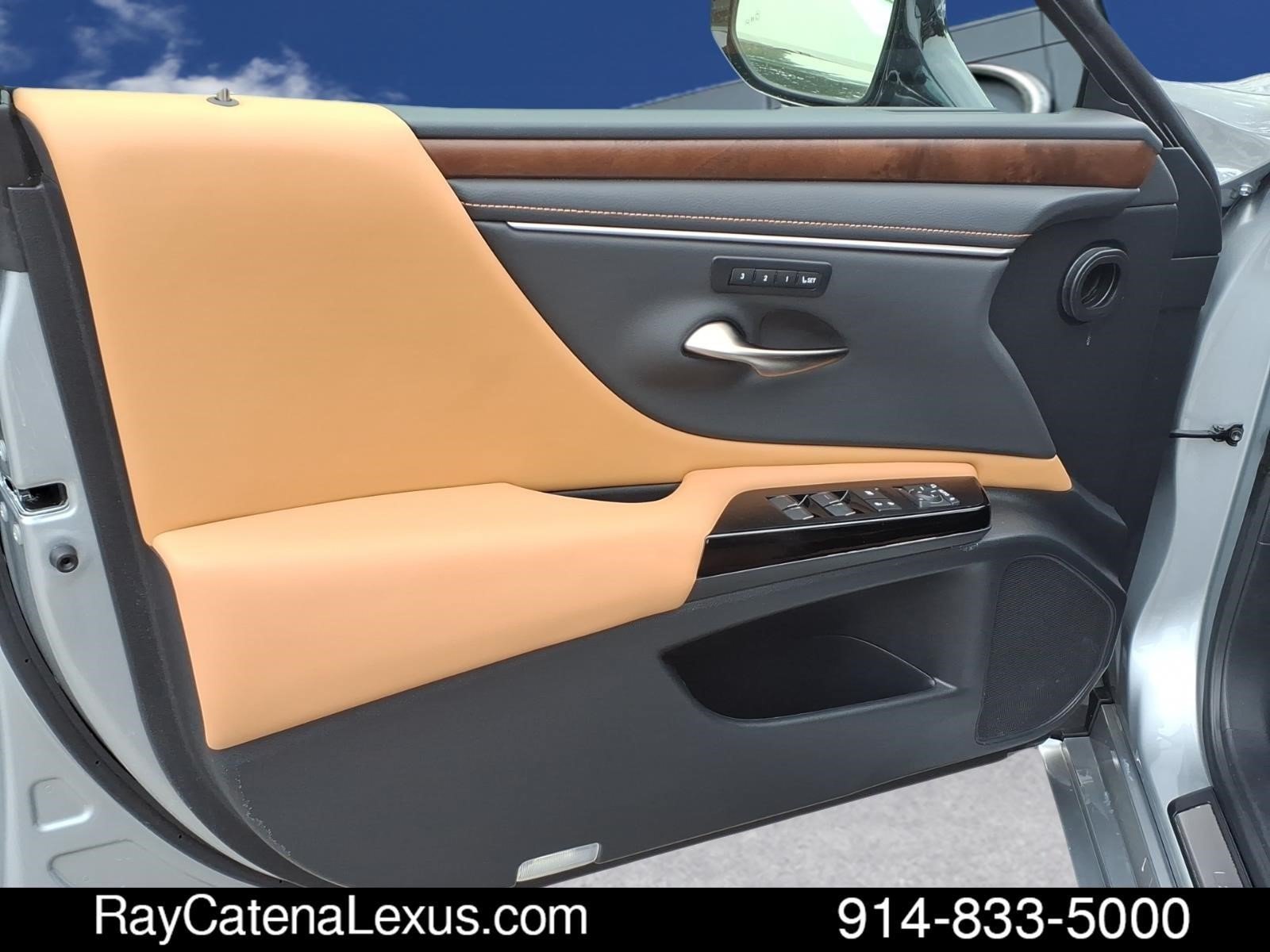 Certified 2024 Lexus ES 250 w/ Premium Package AWD/4WD image 10