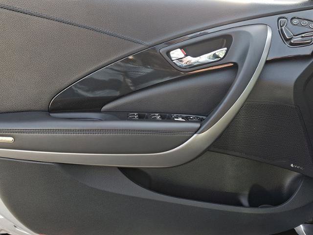 Used 2014 Hyundai Azera Limited w/ Option Group 02 image 12